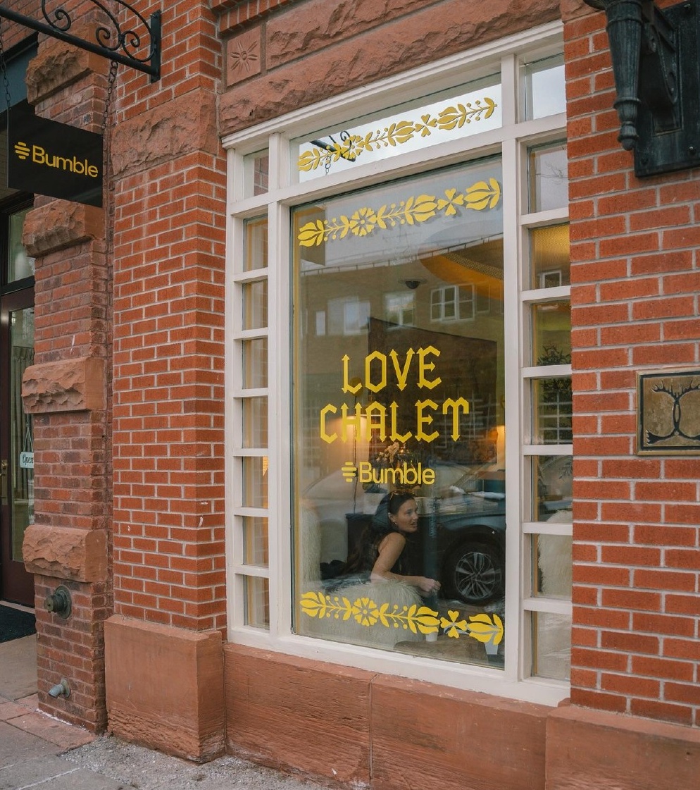 Bumble — Love Chalet retail activation